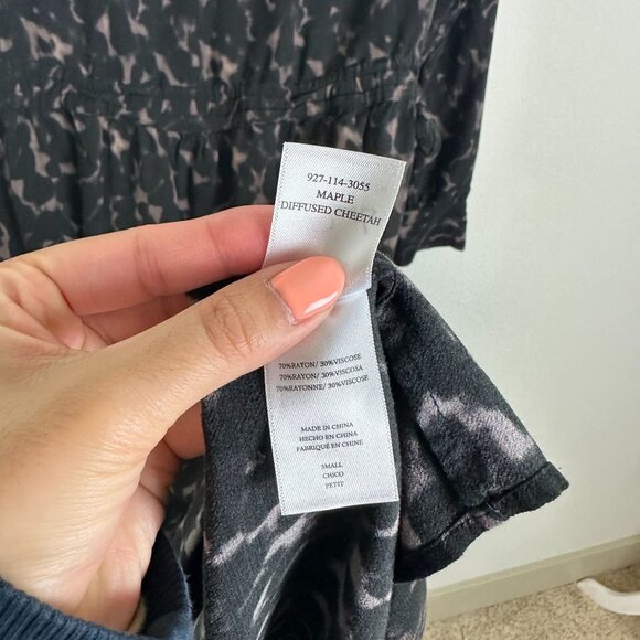 Rails Maple Diffused Cheetah Dress S Black Brown V-Neck Flowy Classic Animal Pri - Picture 7 of 7